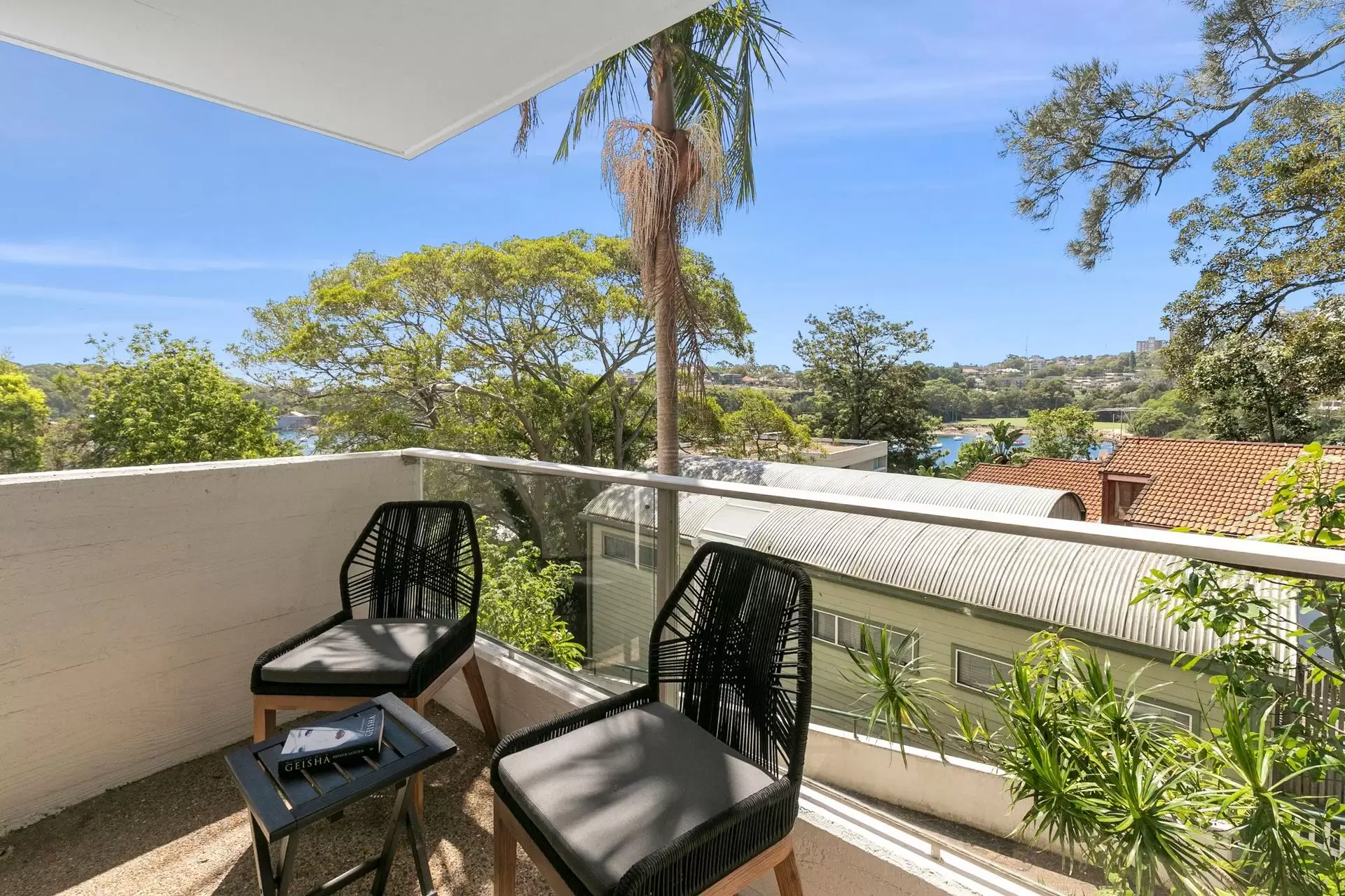 10/4 Munro Street, McMahons Point Sold by Shead Property - image 1
