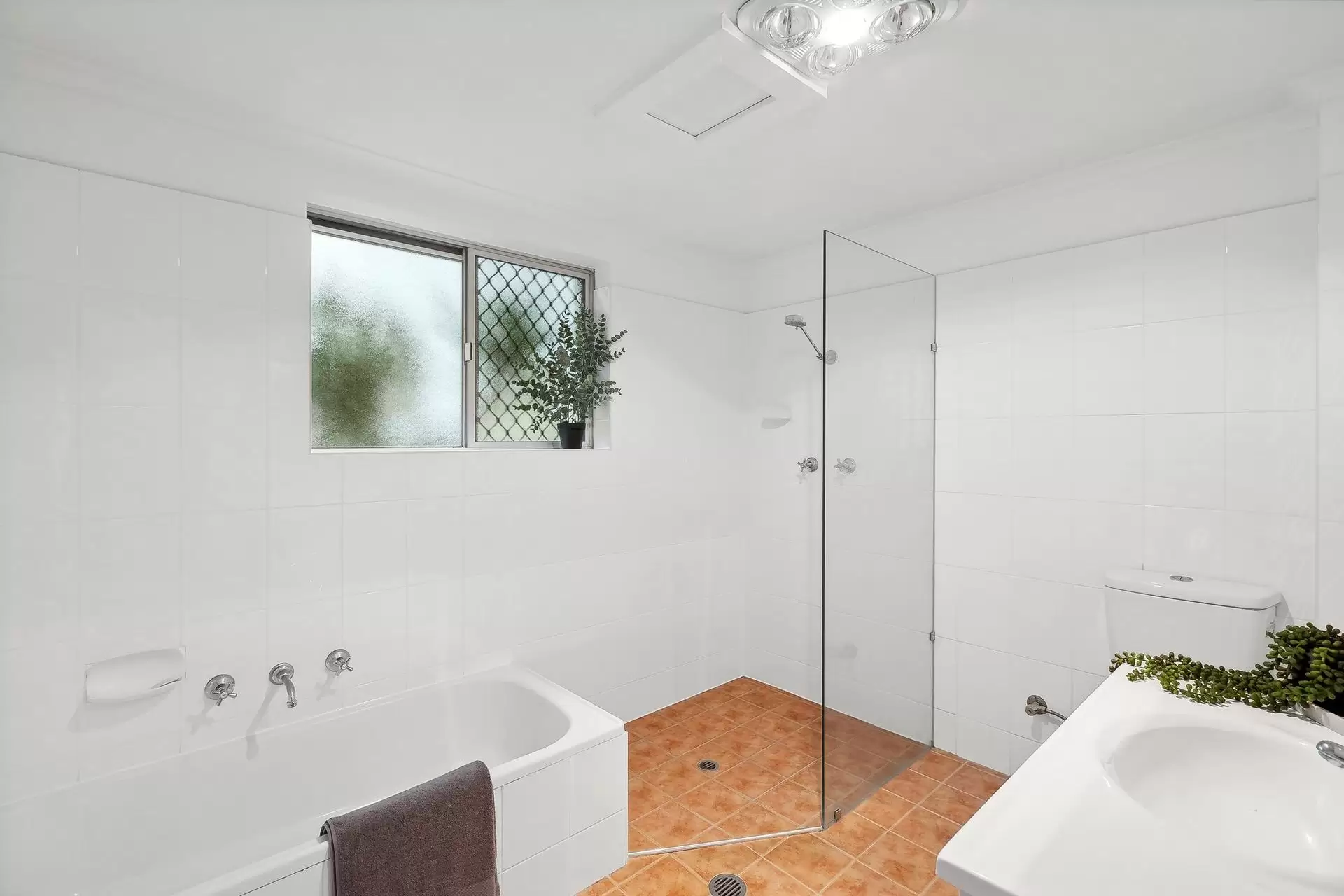 14/3 McMillan Road, Artarmon Sold by Shead Property - image 1