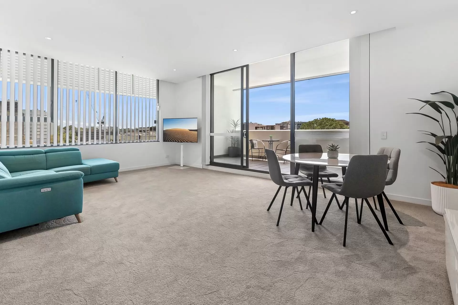 303A/38C Albert Avenue, Chatswood Sold by Shead Property - image 1