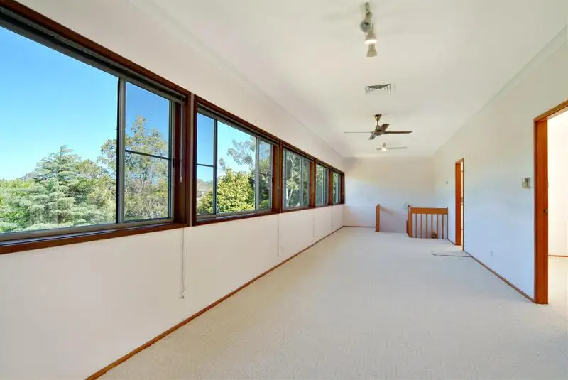 20 Fairlight Avenue, Killara Sold by Shead Property - image 1