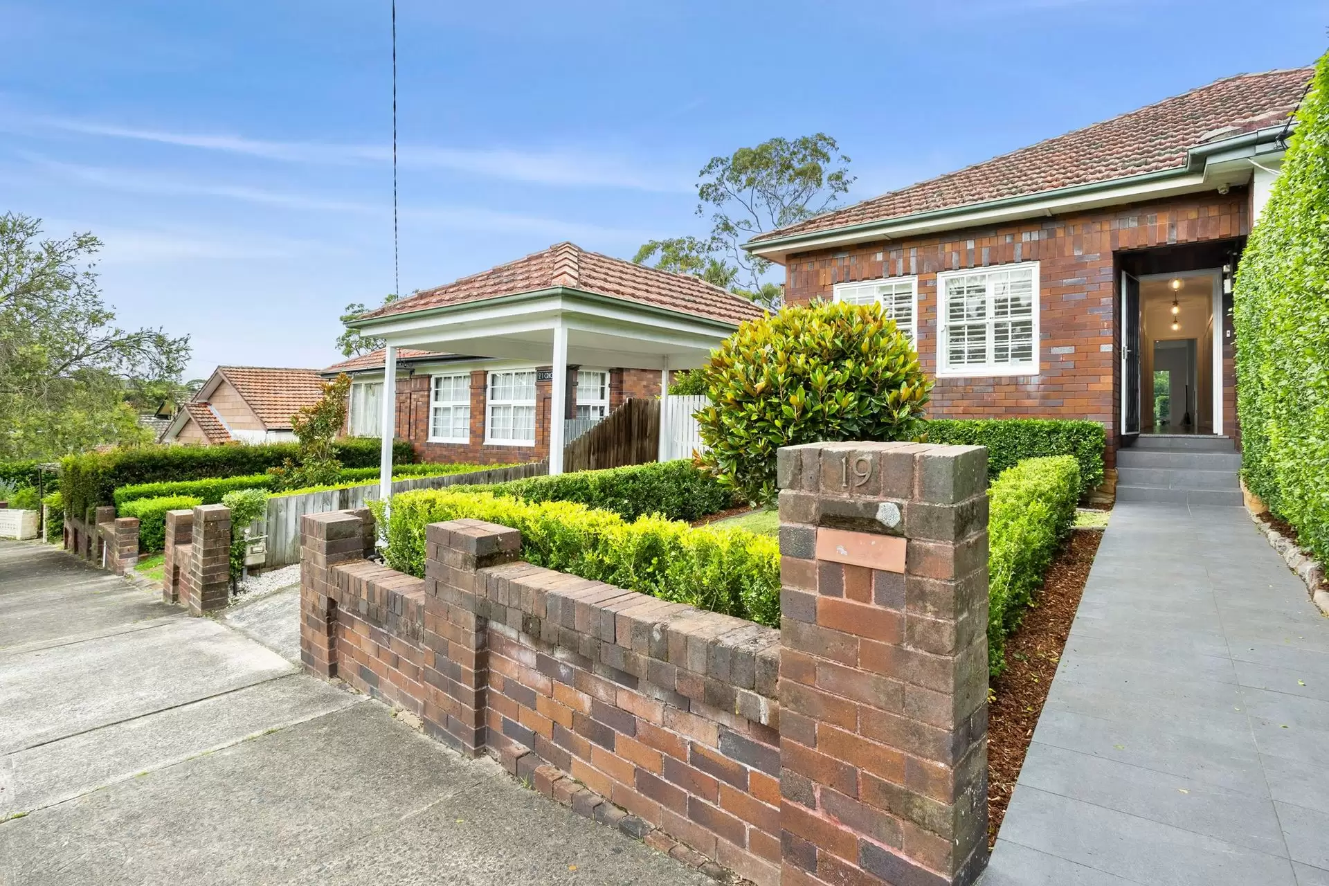 19 Crick Street, Chatswood Sold by Shead Property - image 1