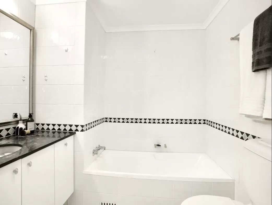 Chatswood Leased by Shead Property - image 1