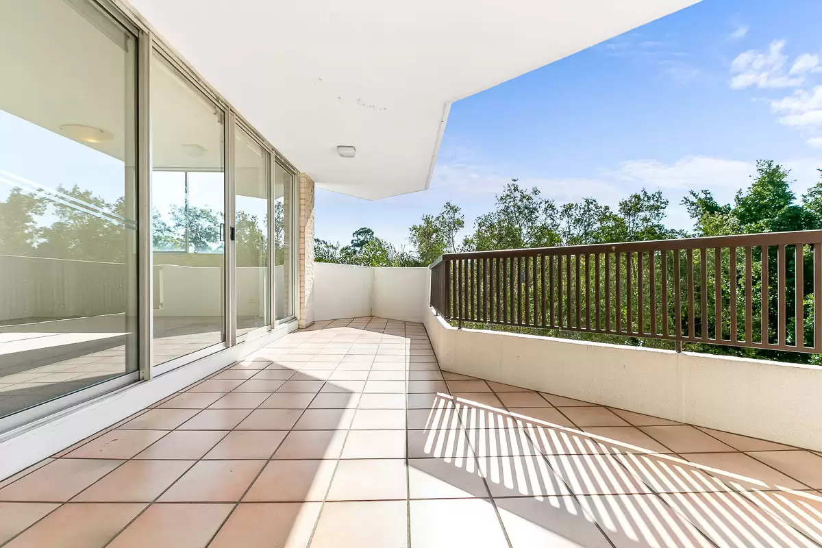Willoughby Leased by Shead Property - image 1