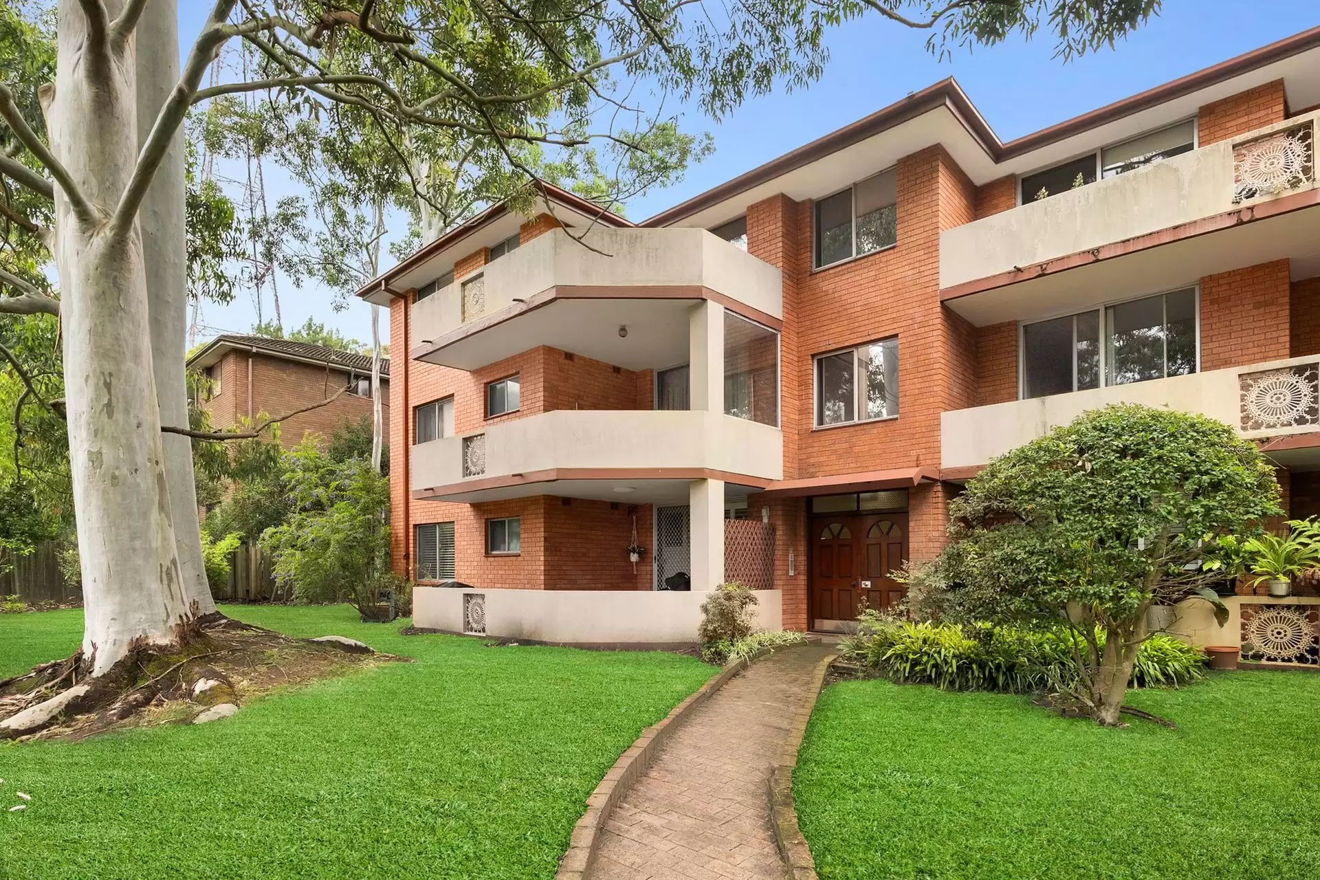 7/3 Robert Street, Artarmon Sold by Shead Property - image 1