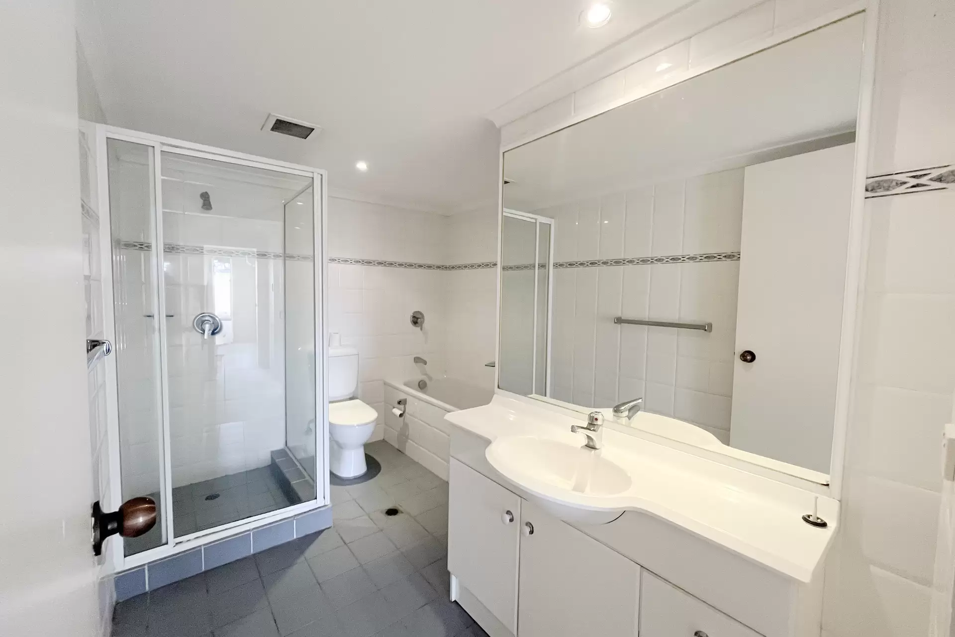 Kirribilli Leased by Shead Property - image 1
