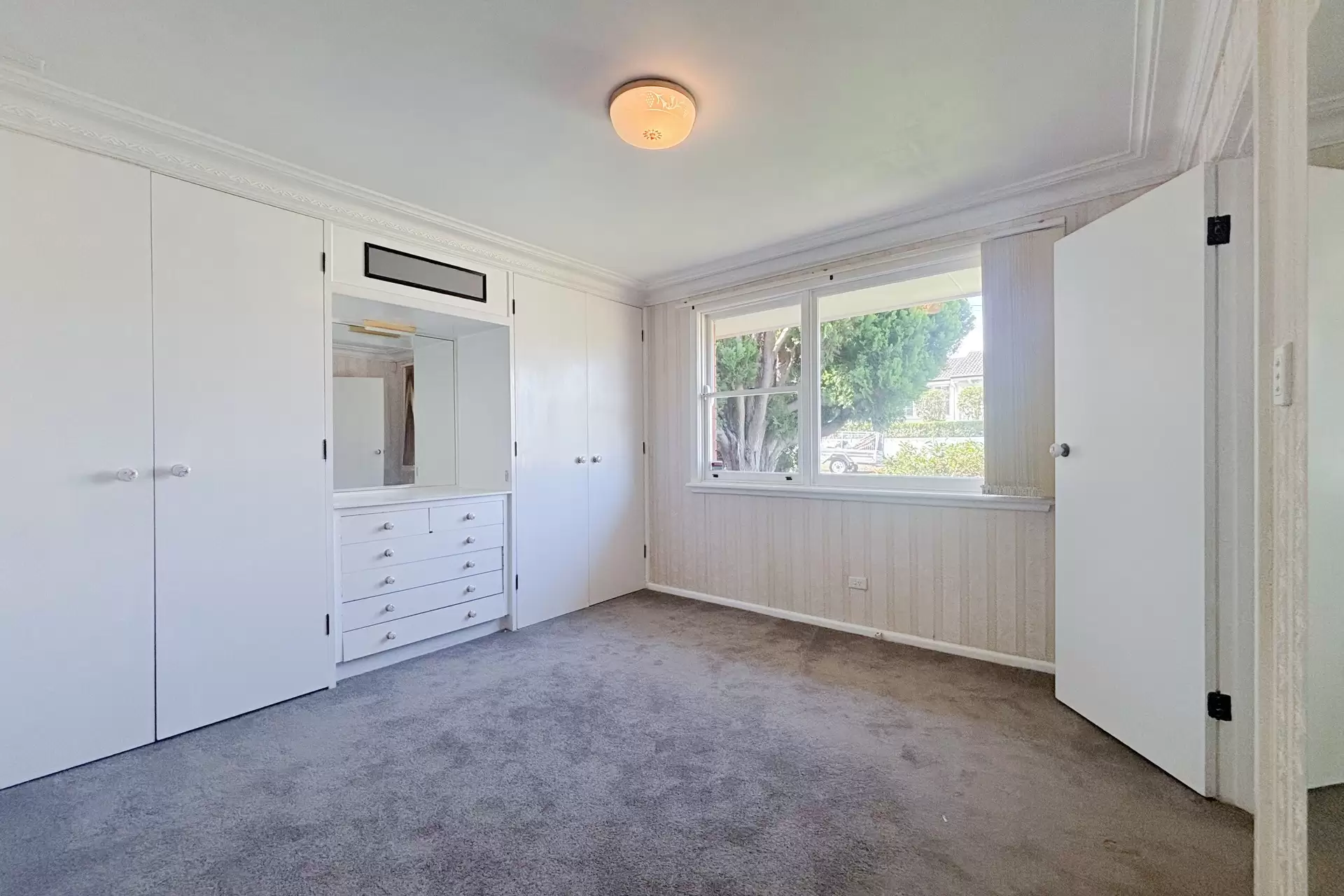 Killarney Heights Leased by Shead Property - image 1