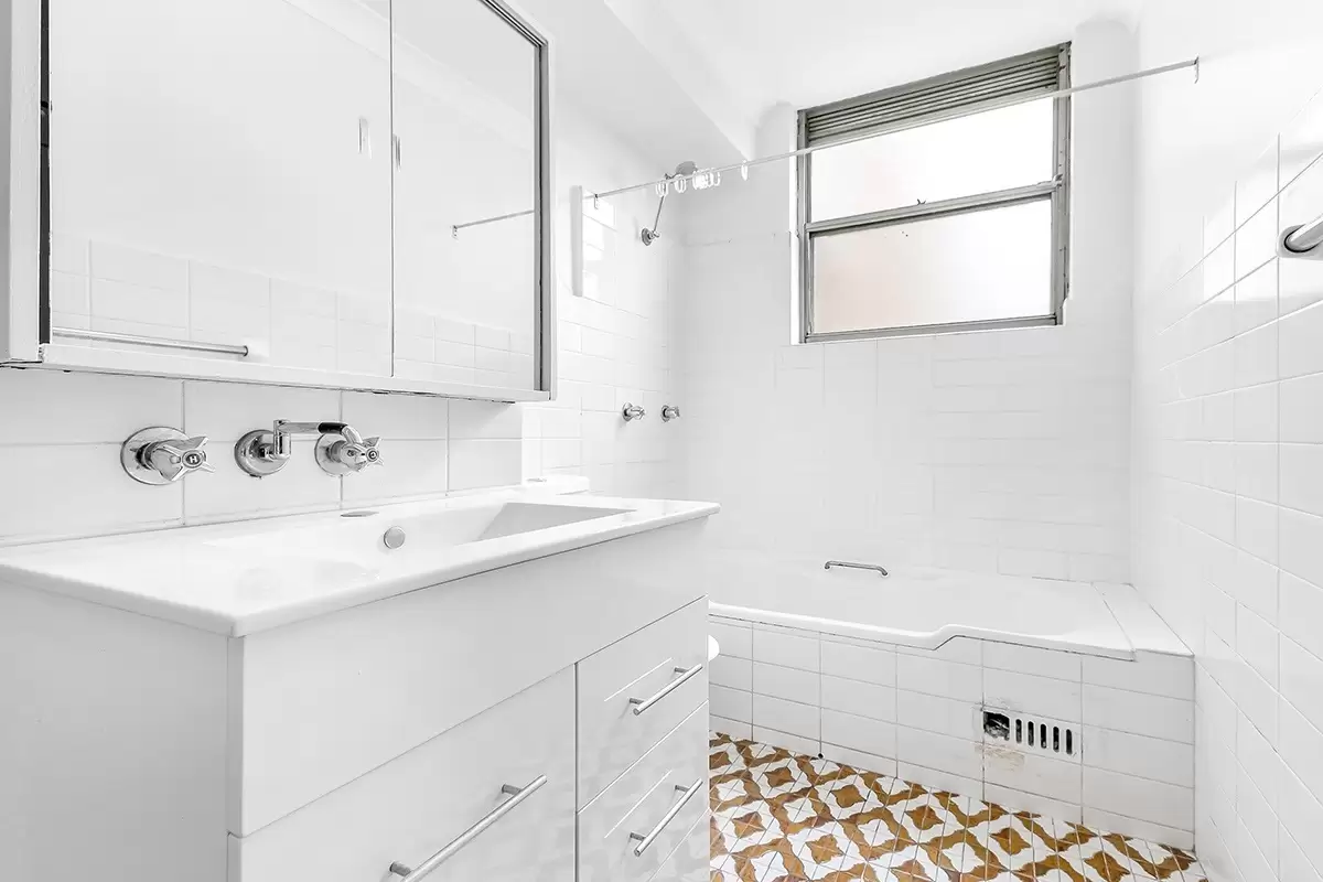 Chatswood Leased by Shead Property - image 1
