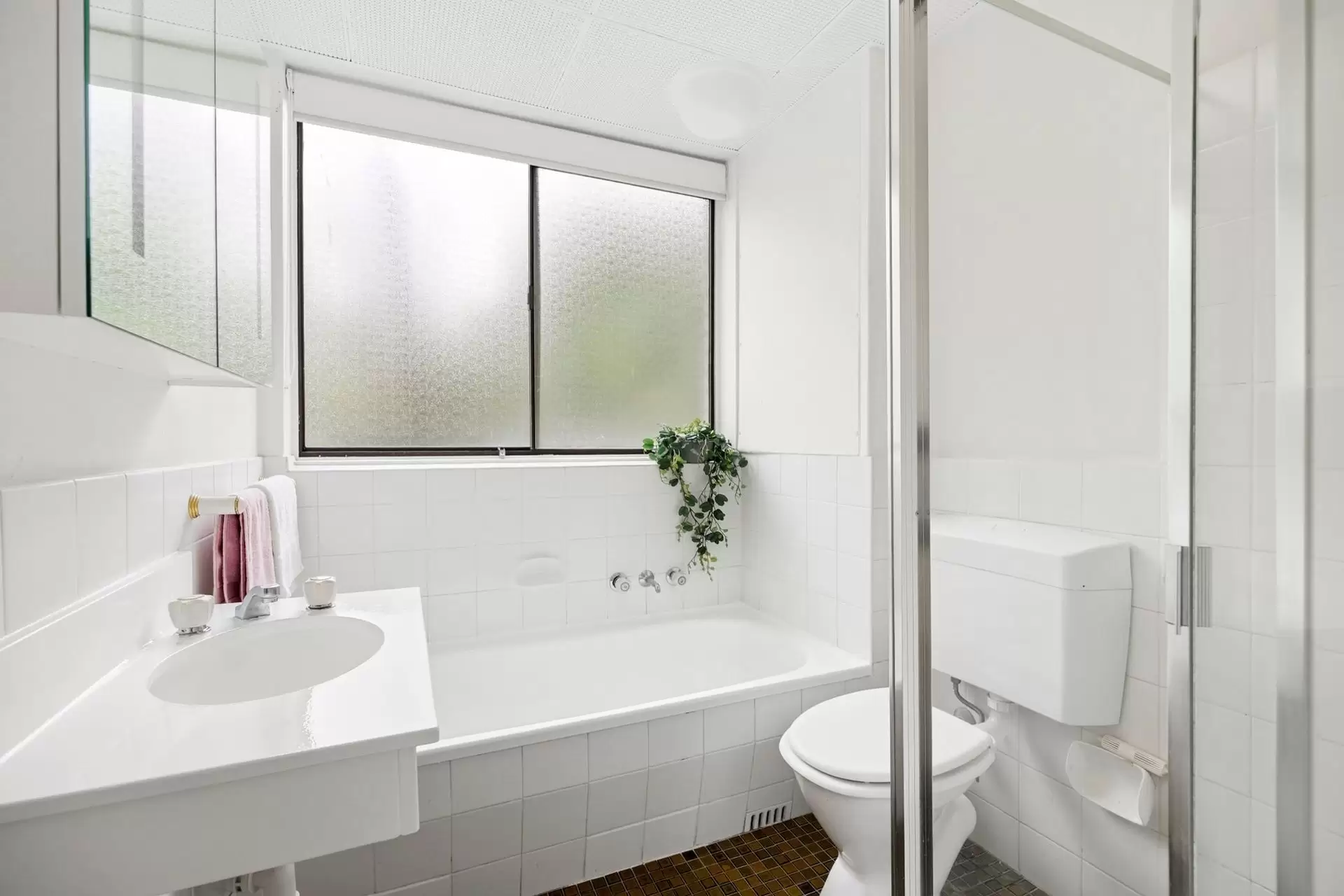 26/8-10 Eddy Road, Chatswood Sold by Shead Property - image 1