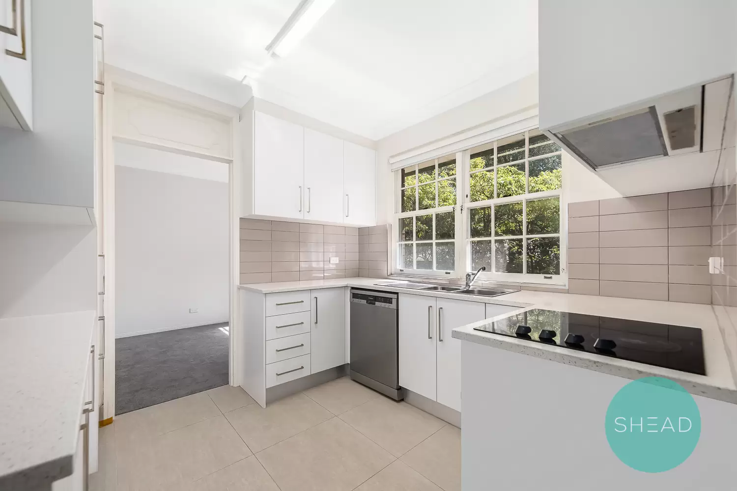Gordon Leased by Shead Property - image 1