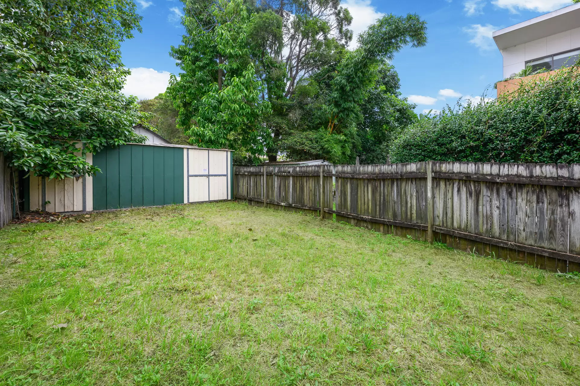 Willoughby Leased by Shead Property - image 1