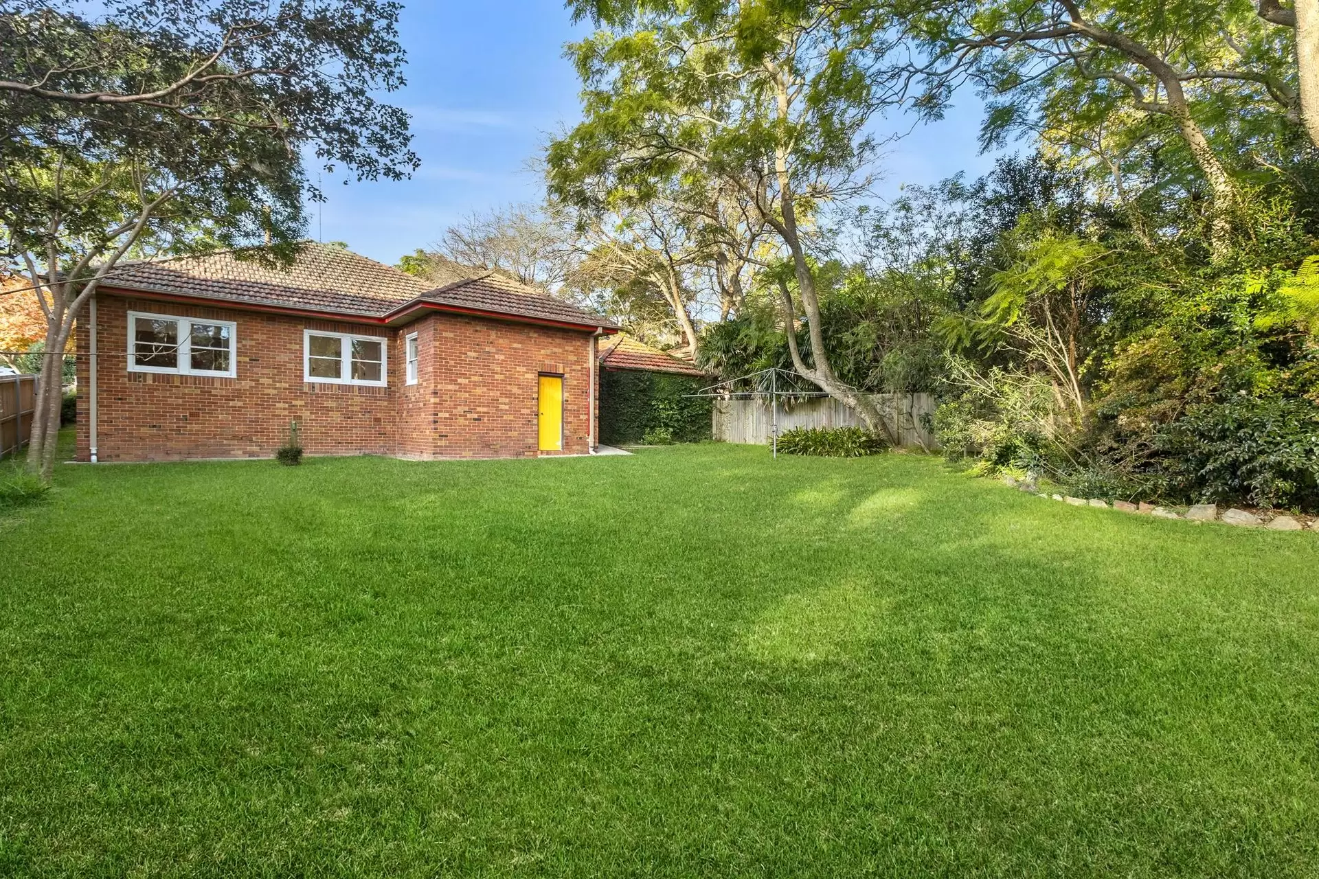 6 Echo Street, Roseville Sold by Shead Property - image 1