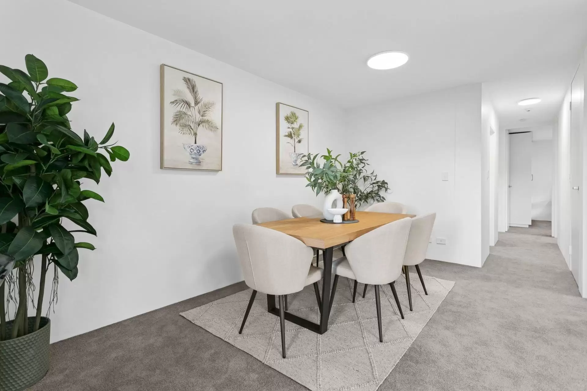 8/4 Munro Street, McMahons Point Sold by Shead Property - image 1