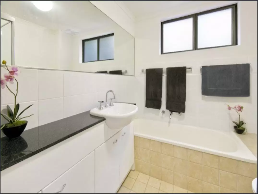 Roseville Leased by Shead Property - image 1