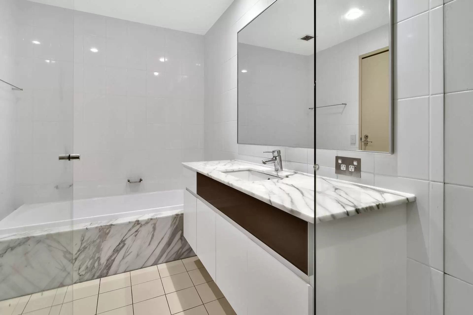 Chatswood Leased by Shead Property - image 1