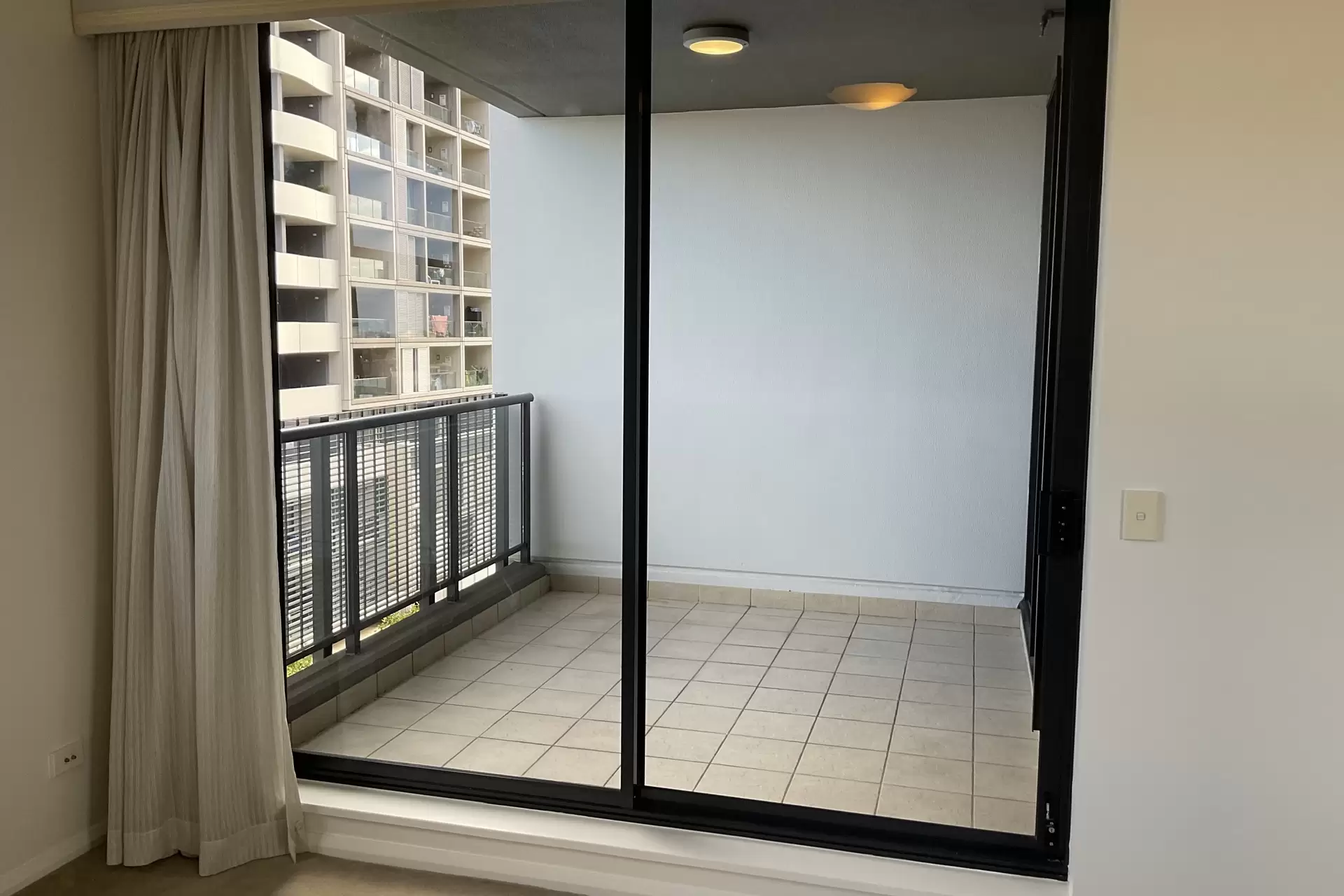 St Leonards Leased by Shead Property - image 1