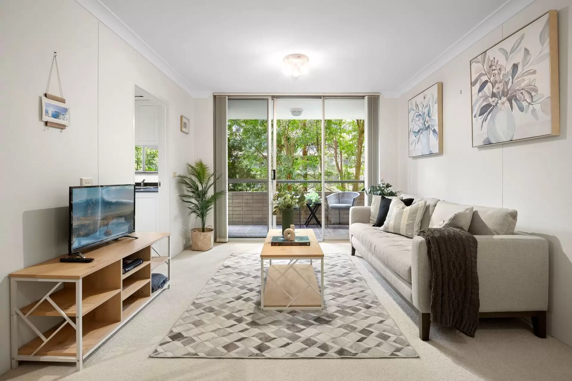 7/5 Broughton Road, Artarmon Sold by Shead Property - image 1