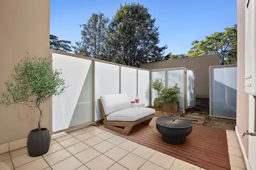 9/1-3 Cherry Street, Warrawee Sold by Shead Property