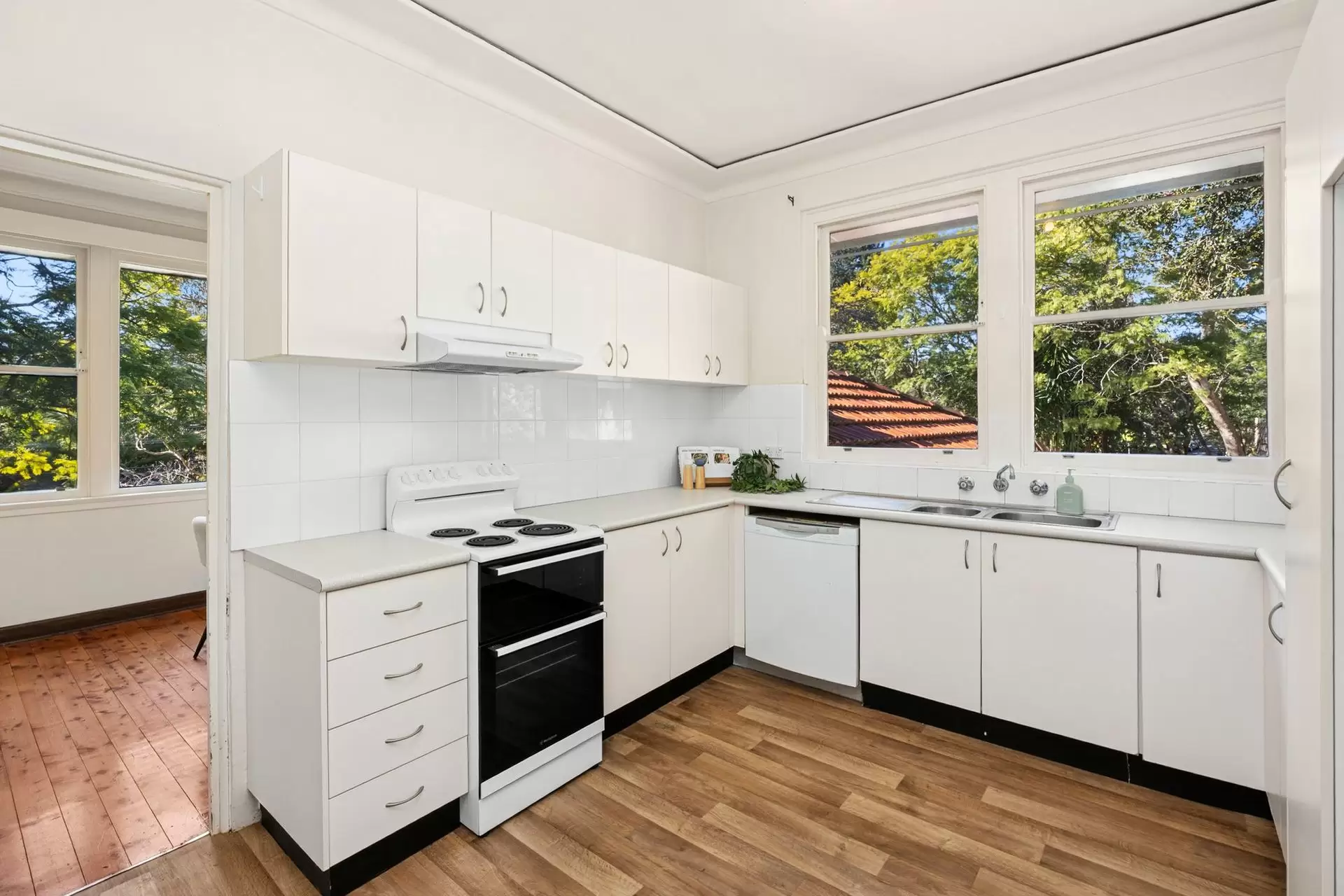 32 Coolaroo Road, Lane Cove Sold by Shead Property - image 1