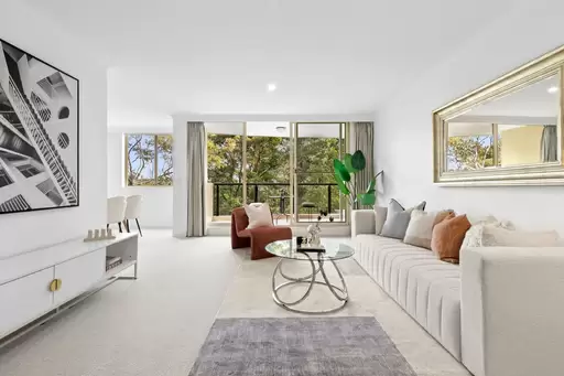 9/47 Lithgow Street, St Leonards Sold by Shead Property