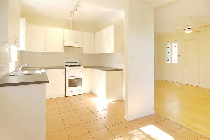 38 Fitzpatrick Avenue East, Frenchs Forest Sold by Shead Property - image 1
