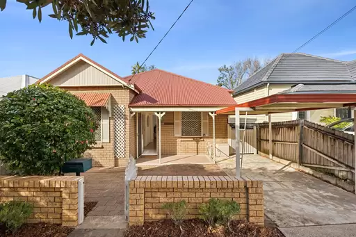 34 Bedford Street, Willoughby Sold by Shead Property