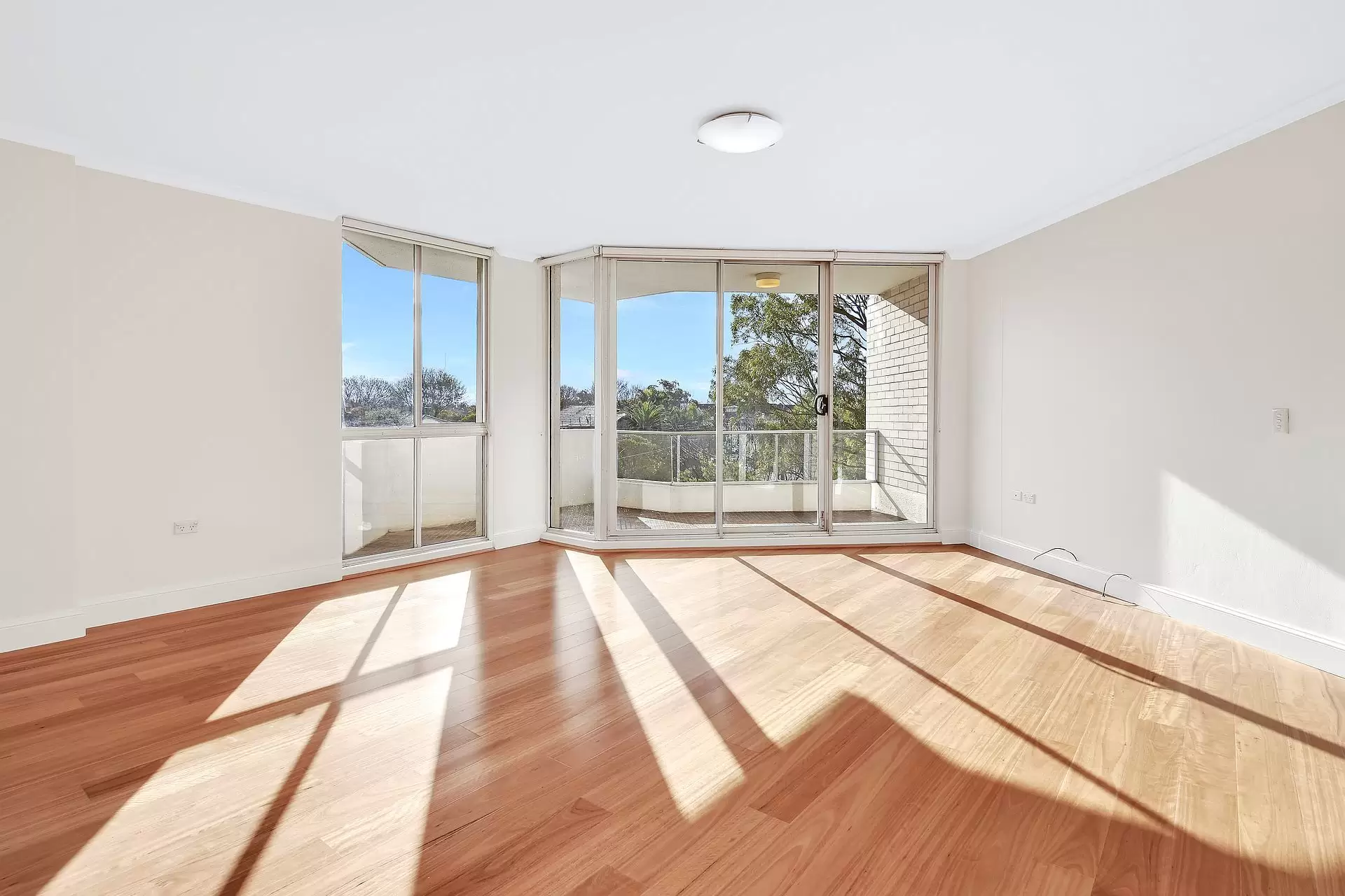 Naremburn Leased by Shead Property - image 1