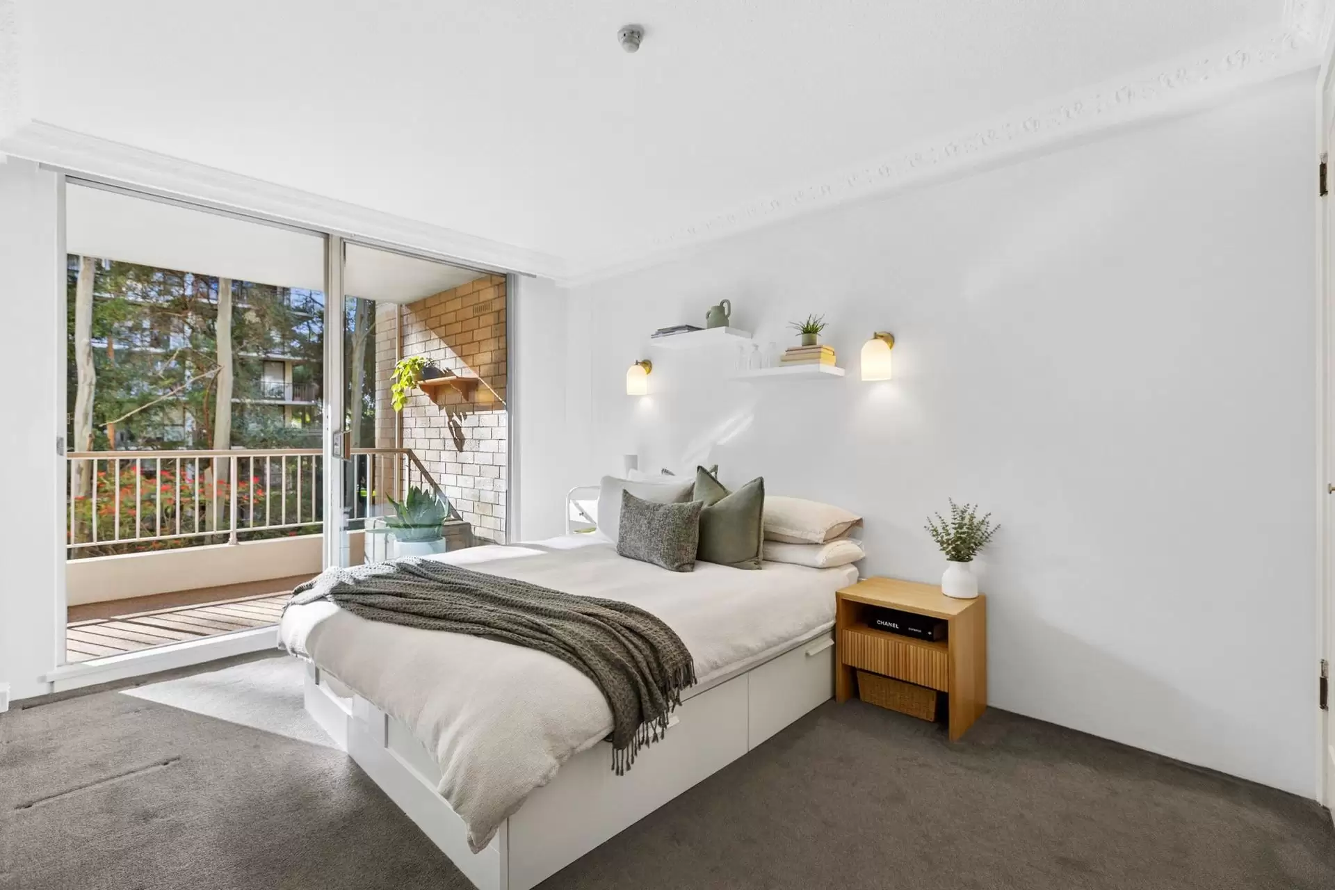 102/4 Francis Road, Artarmon Sold by Shead Property - image 1