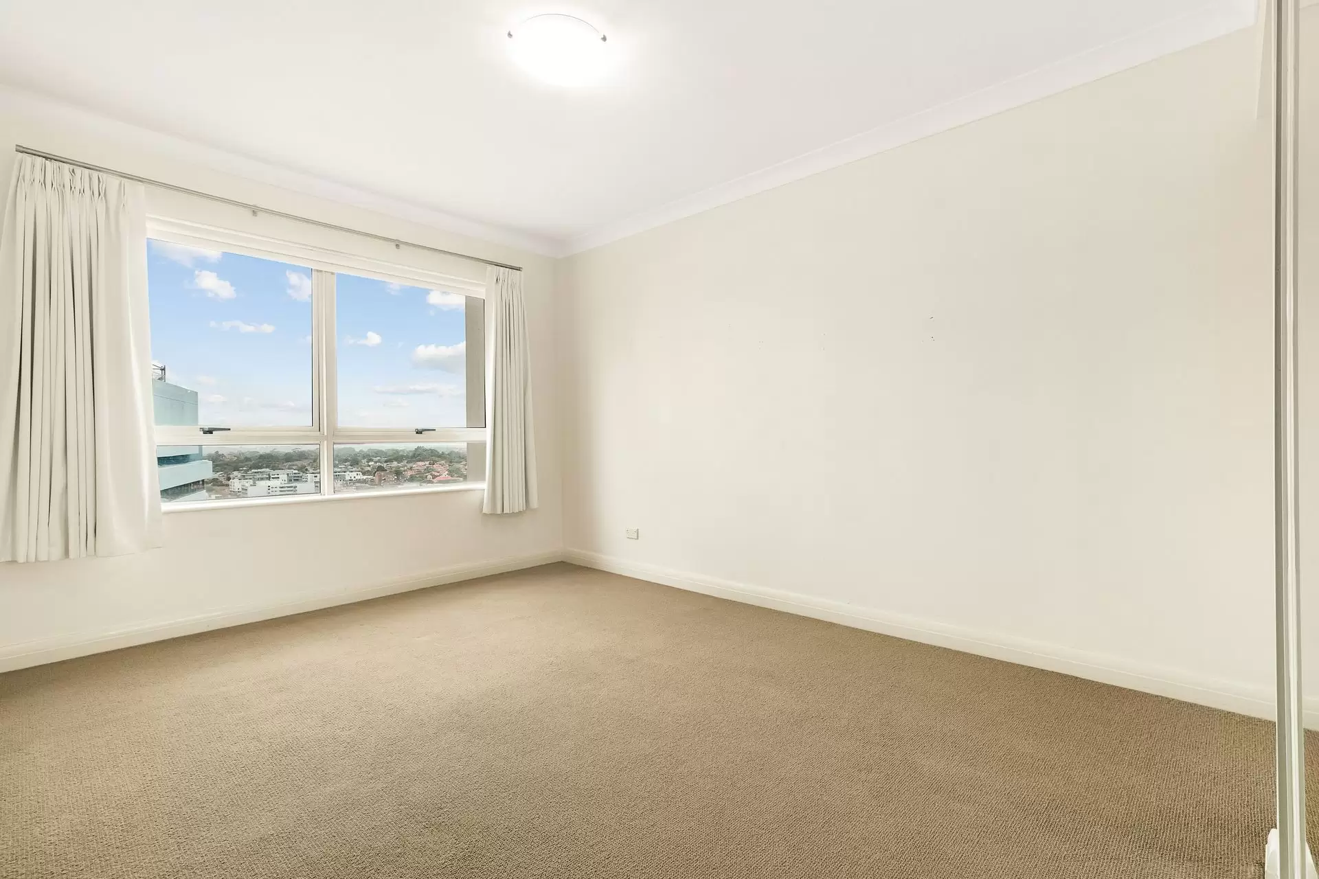 Chatswood Leased by Shead Property - image 1