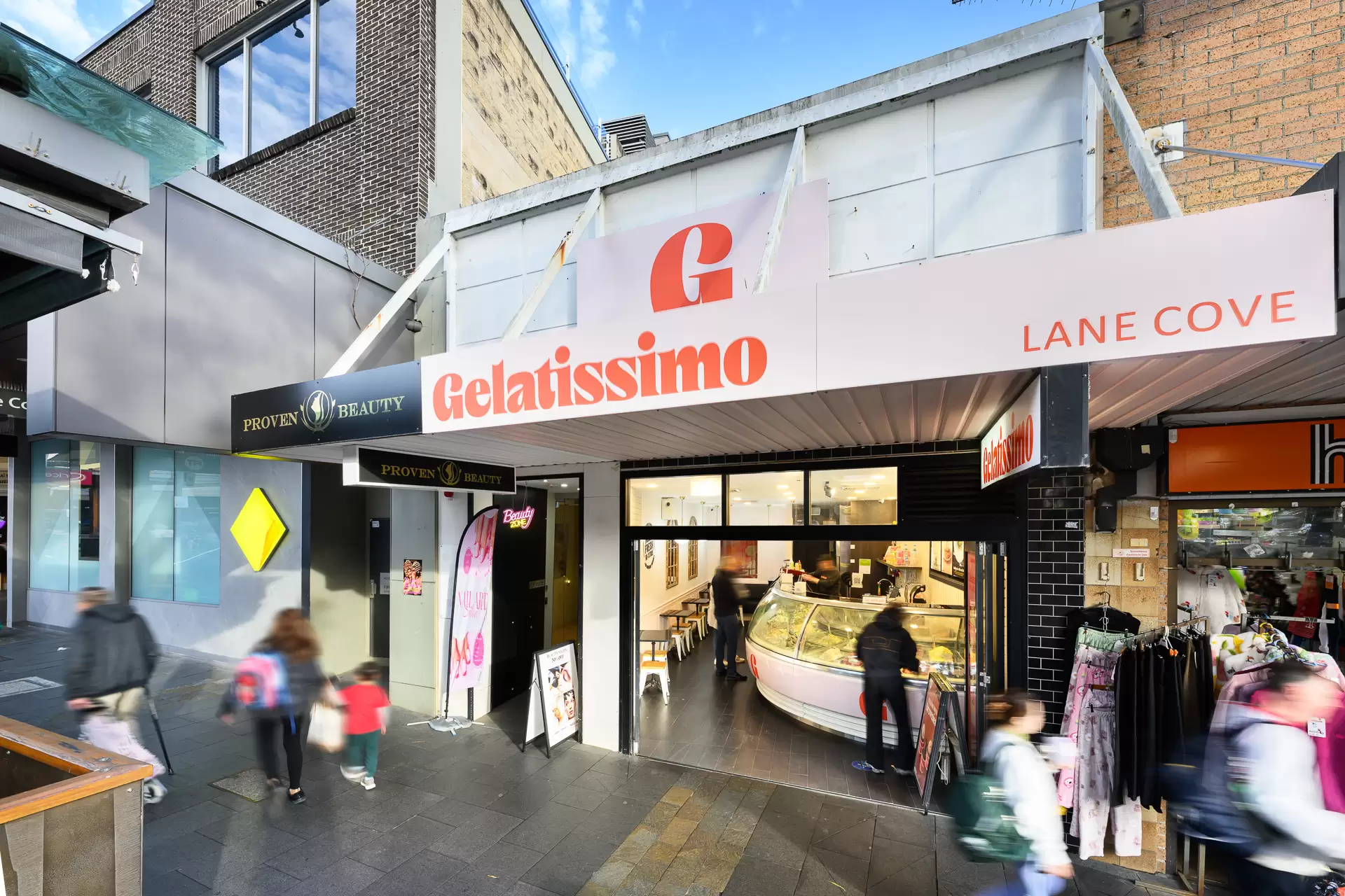 32 Burns Bay Road, Lane Cove Sold by Shead Property - image 1