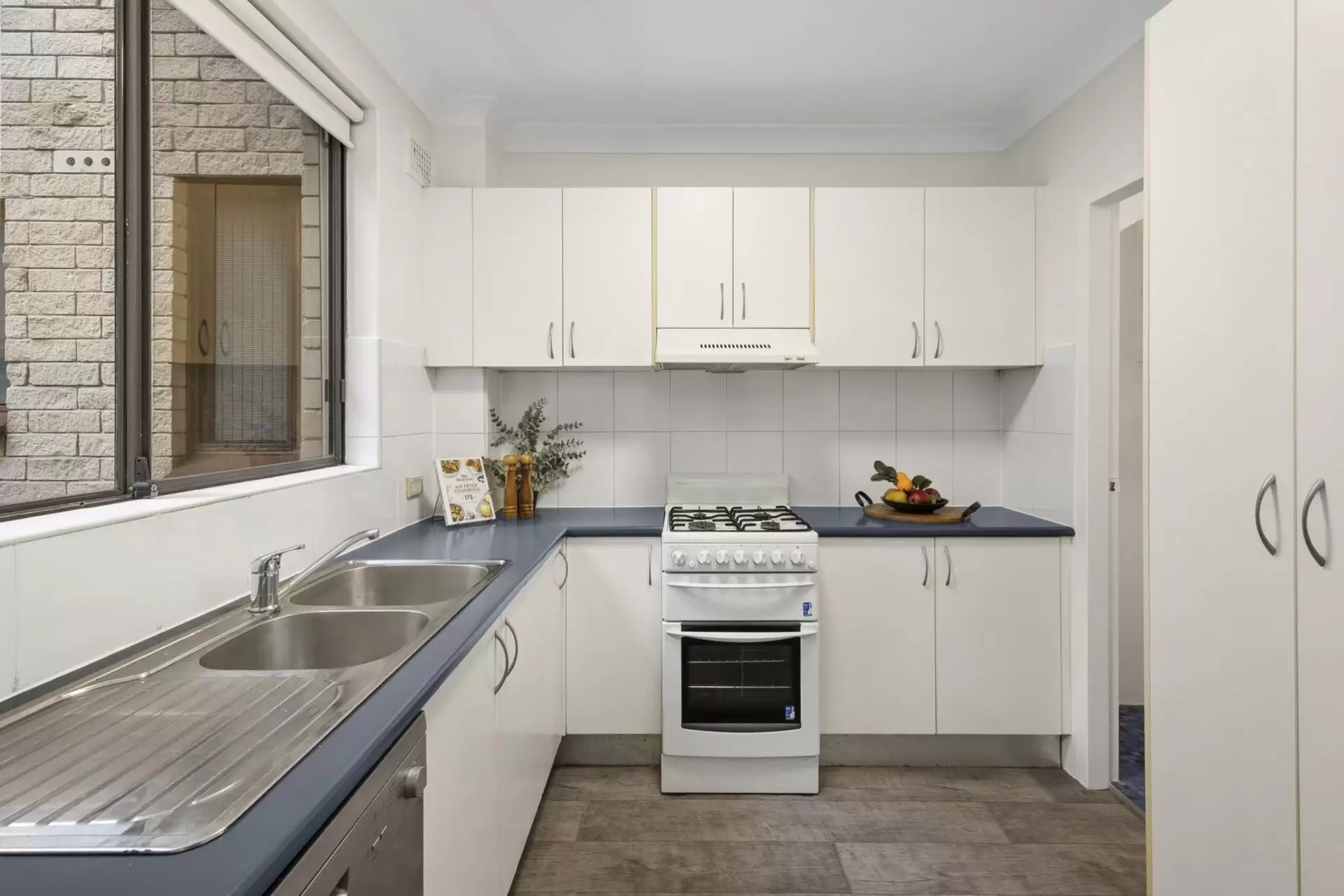 30/2 Barton Road, Artarmon Sold by Shead Property - image 1
