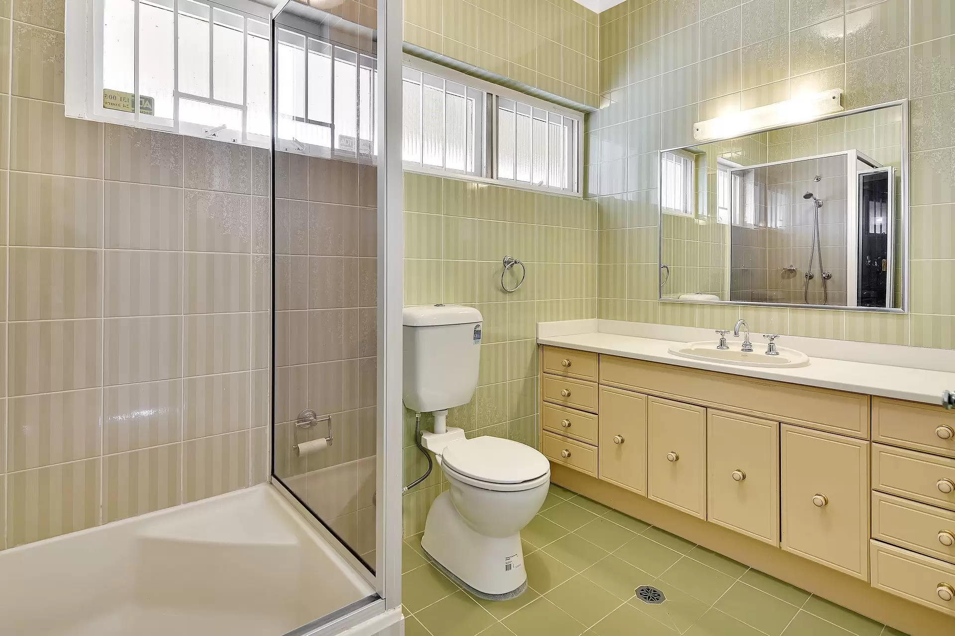 Castlecrag Leased by Shead Property - image 1