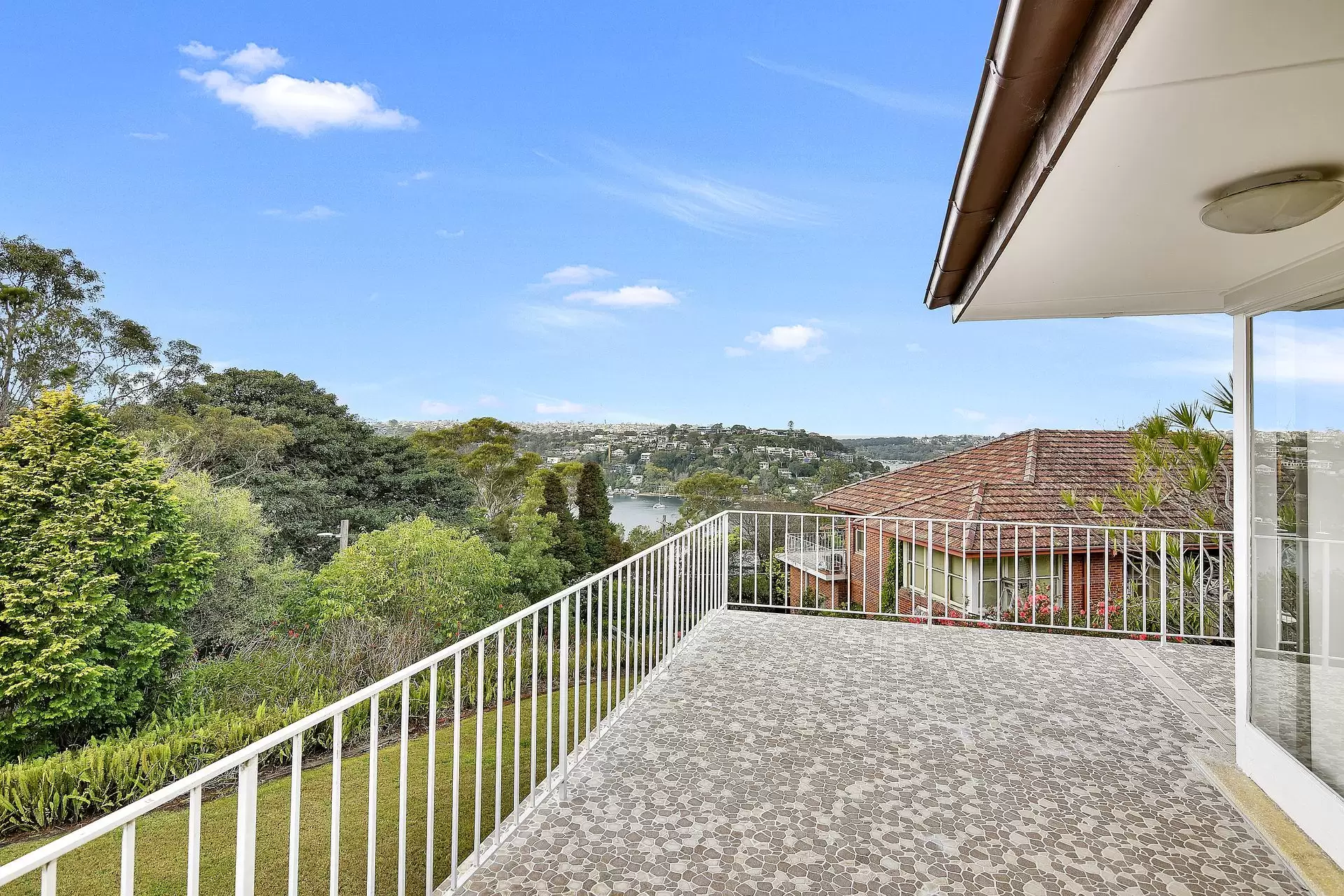 Castlecrag Leased by Shead Property - image 1