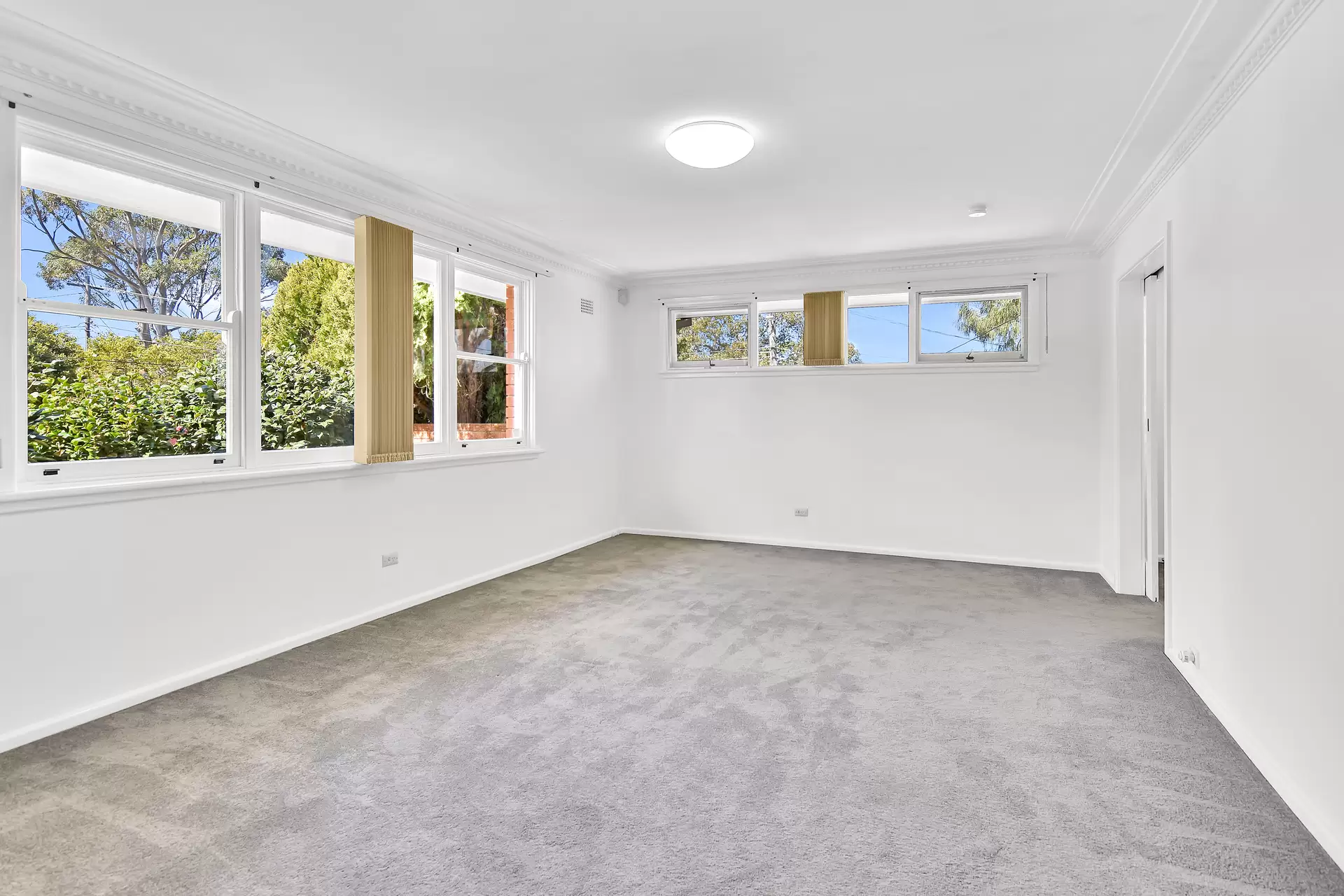 Killarney Heights Leased by Shead Property - image 1