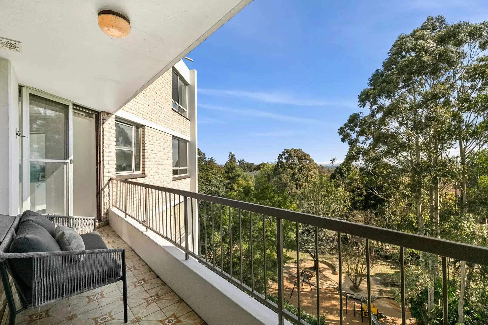 7D/8-12 Sutherland Road, Chatswood Sold by Shead Property - image 1