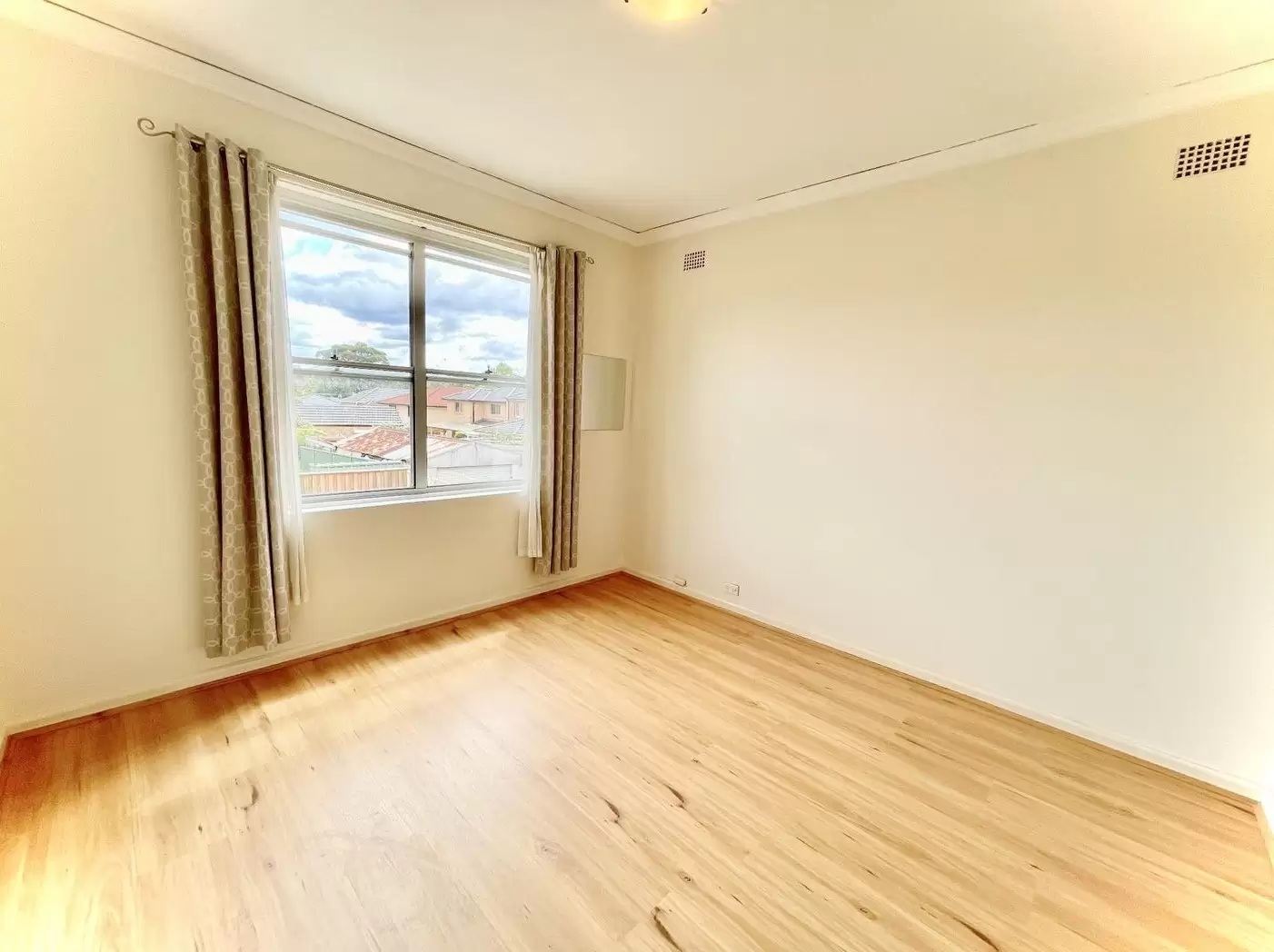 Chatswood Leased by Shead Property - image 1