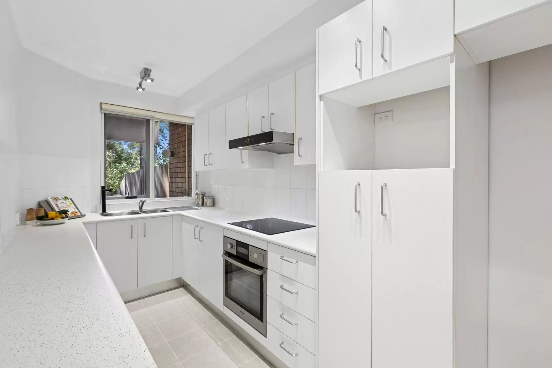 1/3 Milner Road, Artarmon Sold by Shead Property - image 1