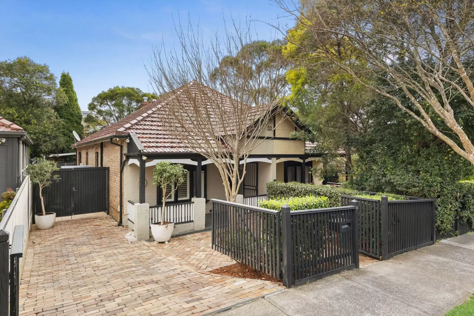 52 Robinson Street, Chatswood Sold by Shead Property - image 1