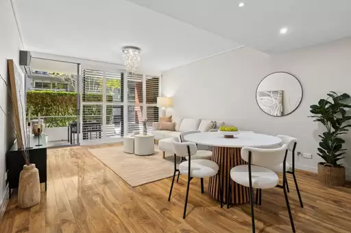207/3 Jean Wailes Avenue, Rhodes Sold by Shead Property