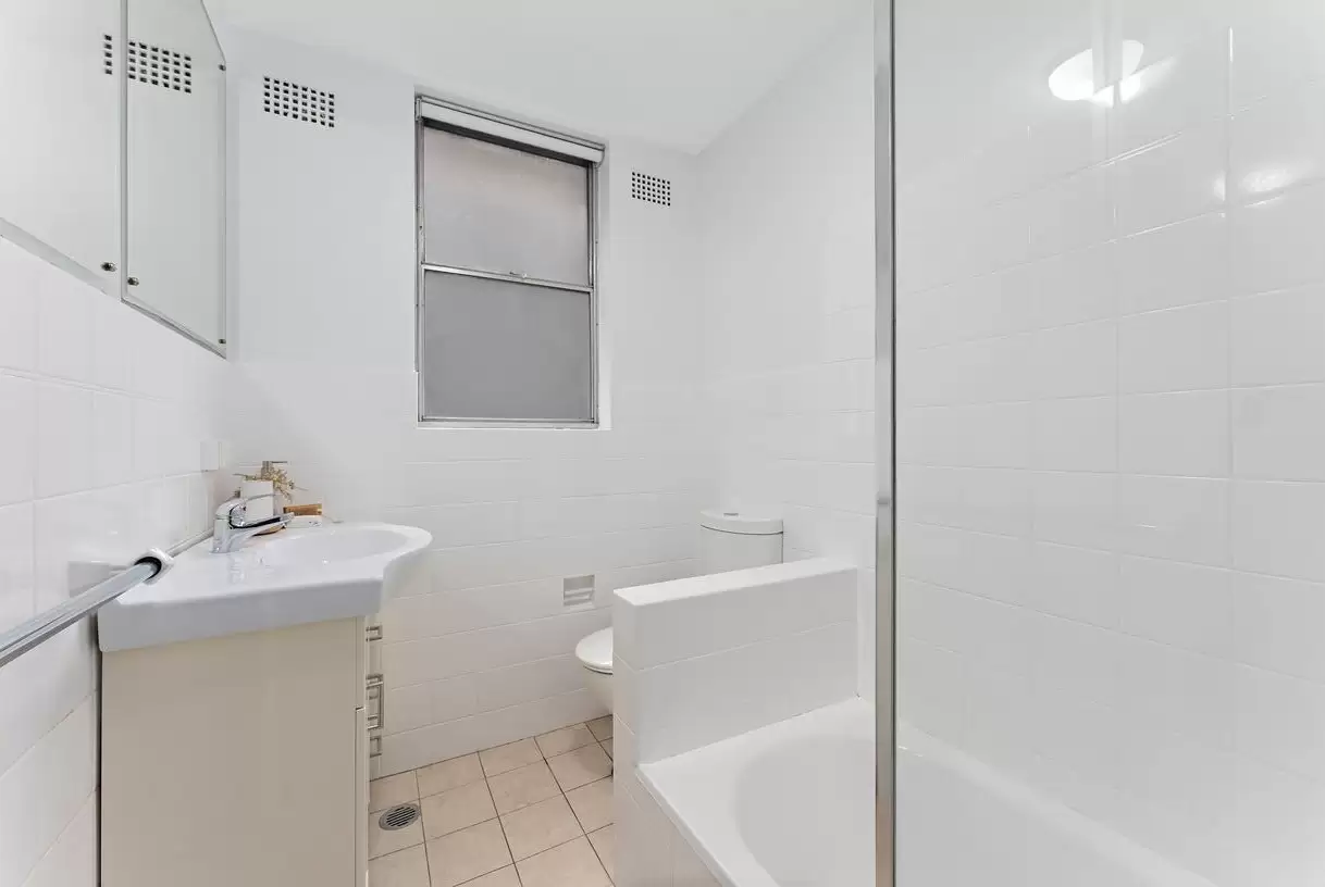 Chatswood Leased by Shead Property - image 1