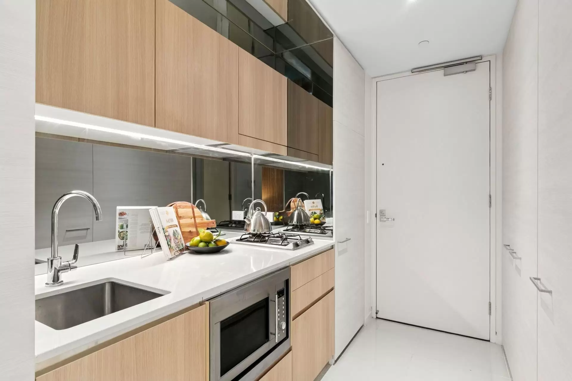 113/211 Pacific Highway, North Sydney Sold by Shead Property - image 1