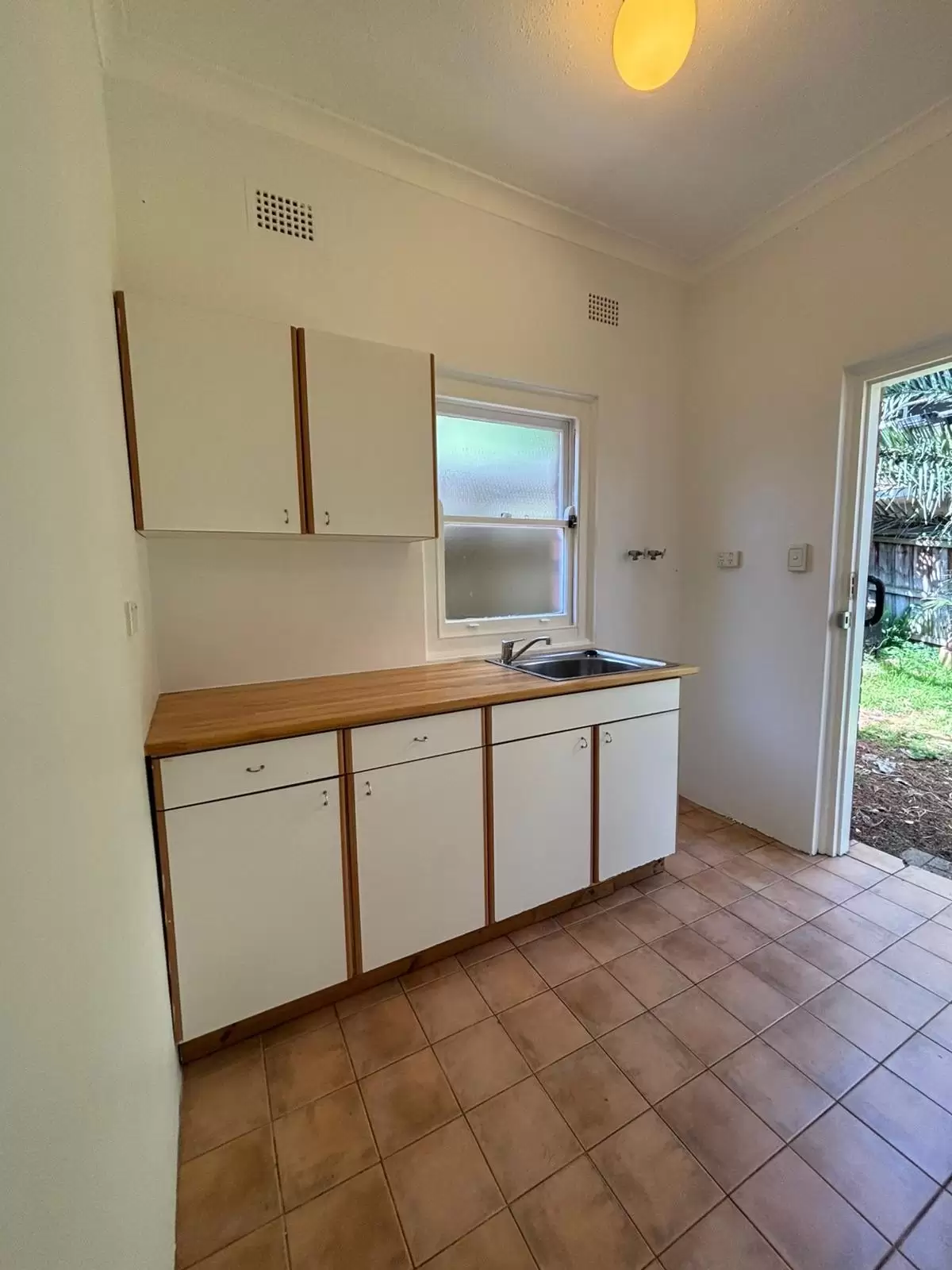Chatswood Leased by Shead Property - image 1