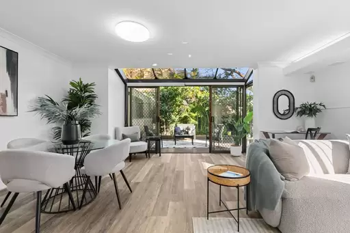9/10-12 Eric Road, Artarmon Sold by Shead Property