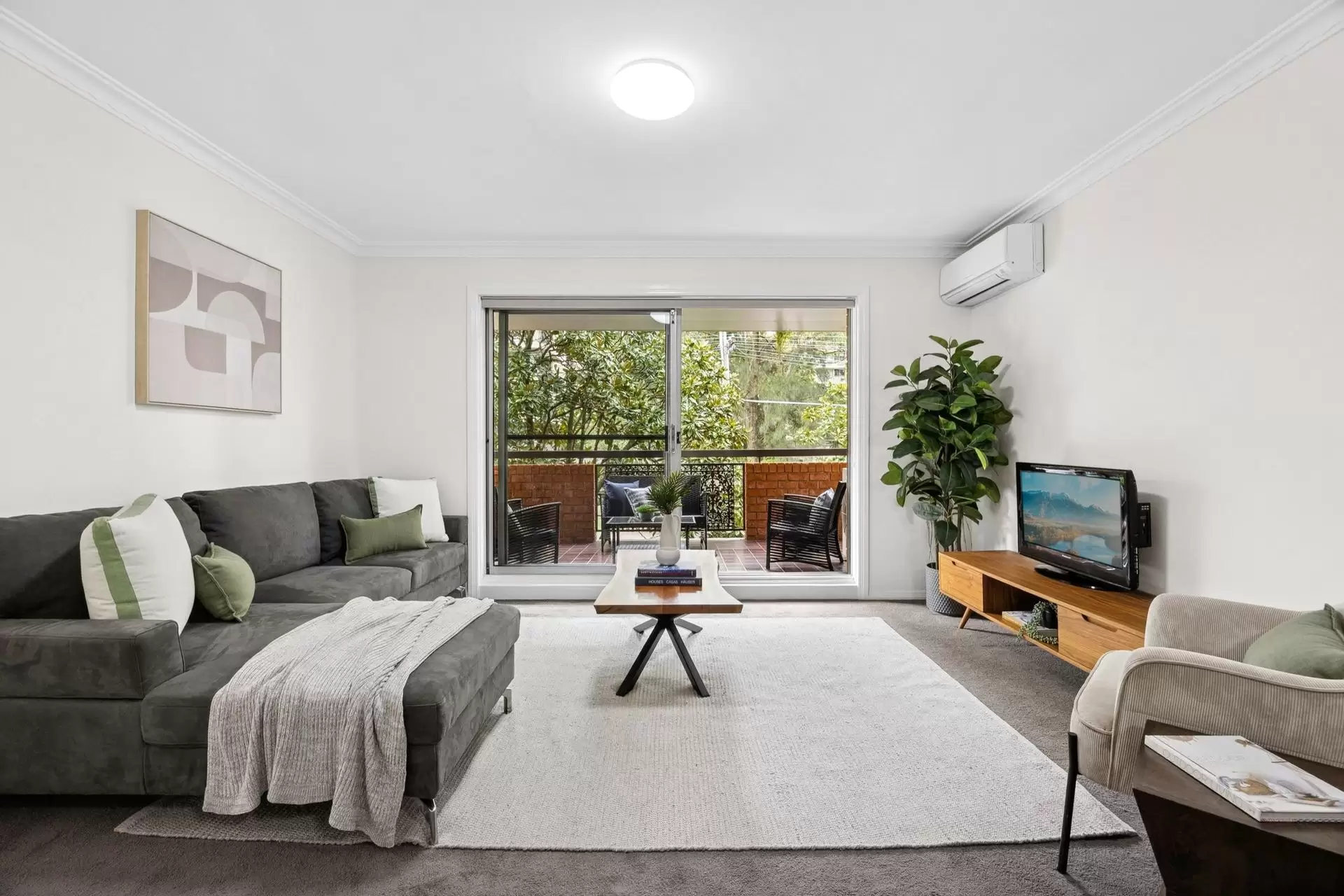 4/6 Jersey Road, Artarmon Sold by Shead Property - image 1