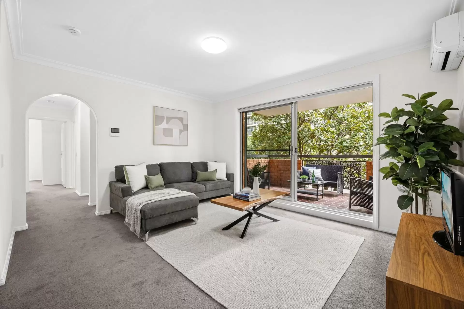 4/6 Jersey Road, Artarmon Sold by Shead Property - image 1