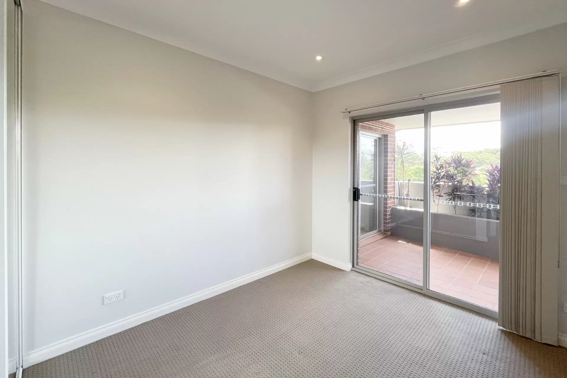 Chatswood Leased by Shead Property - image 1