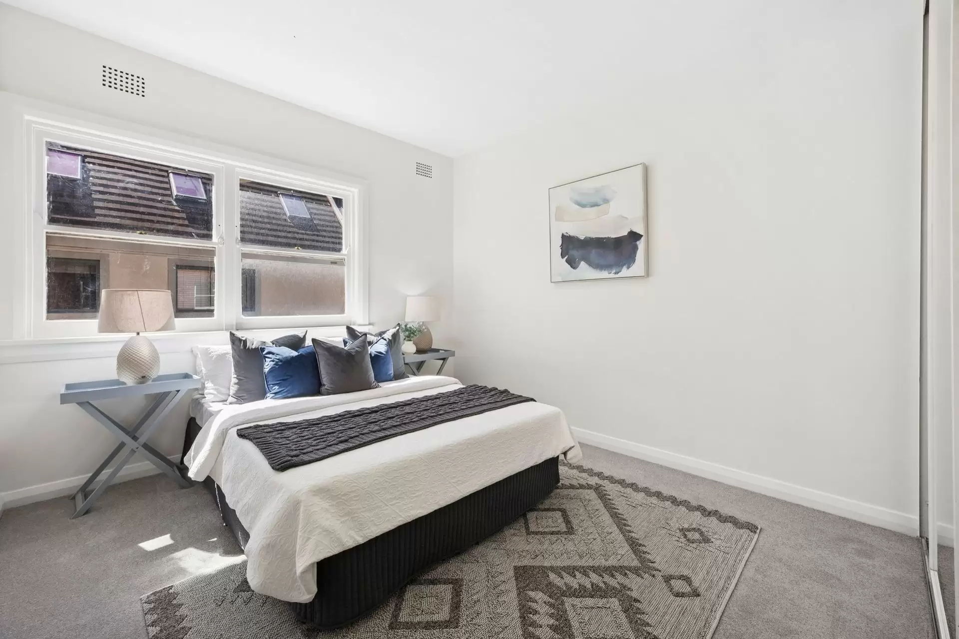 4/17 Doohat Avenue, North Sydney Sold by Shead Property - image 1