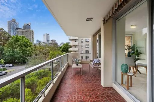 9/21 Johnson Street, Chatswood Sold by Shead Property
