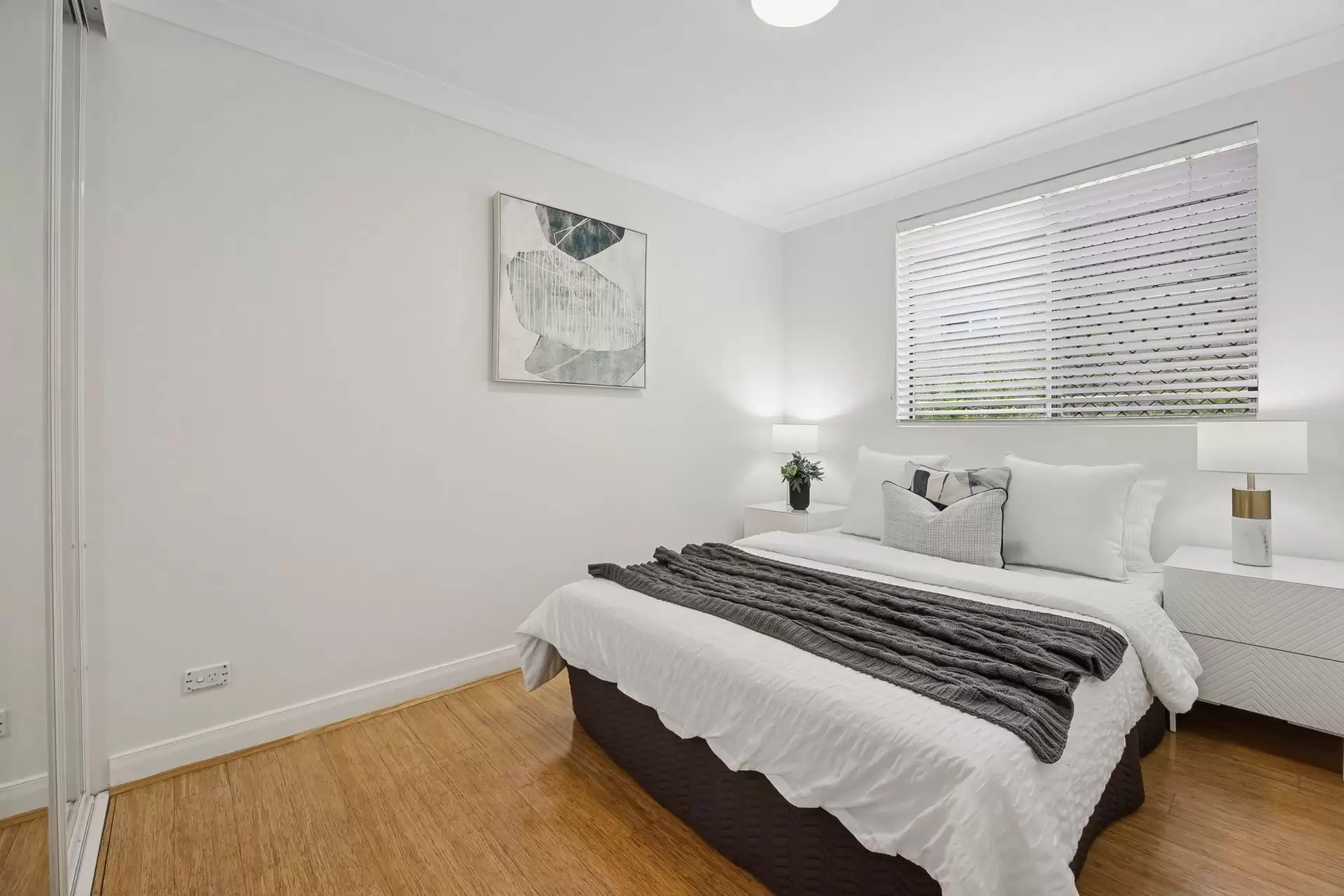 8/239 Victoria Avenue, Chatswood Sold by Shead Property - image 1