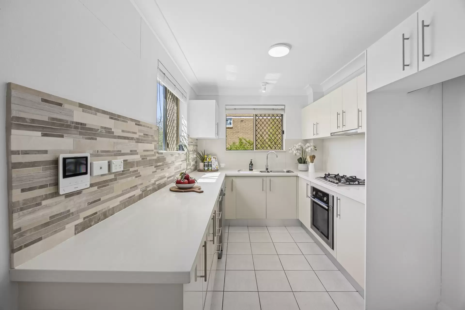 8/239 Victoria Avenue, Chatswood Sold by Shead Property - image 1
