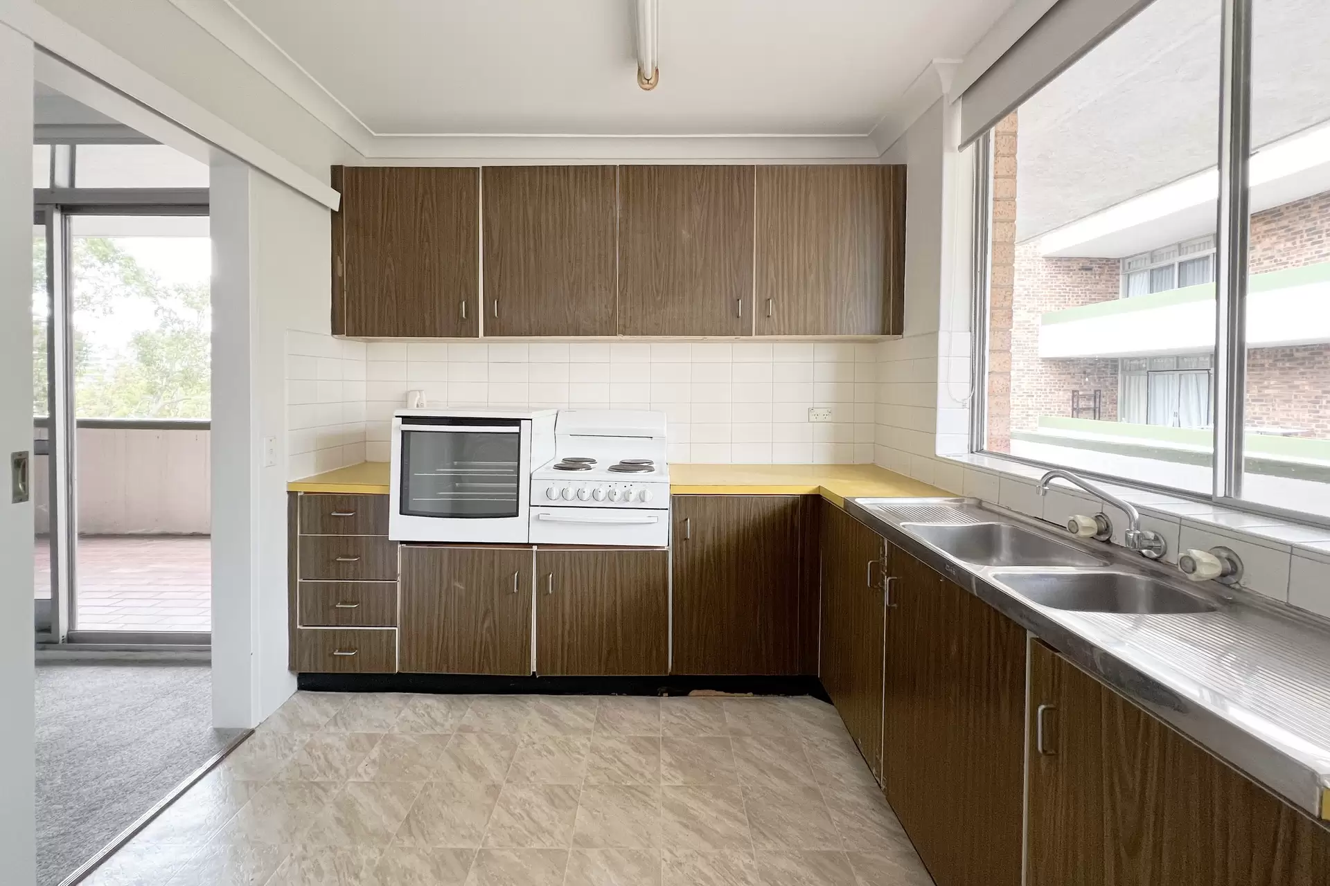 Chatswood Leased by Shead Property - image 1